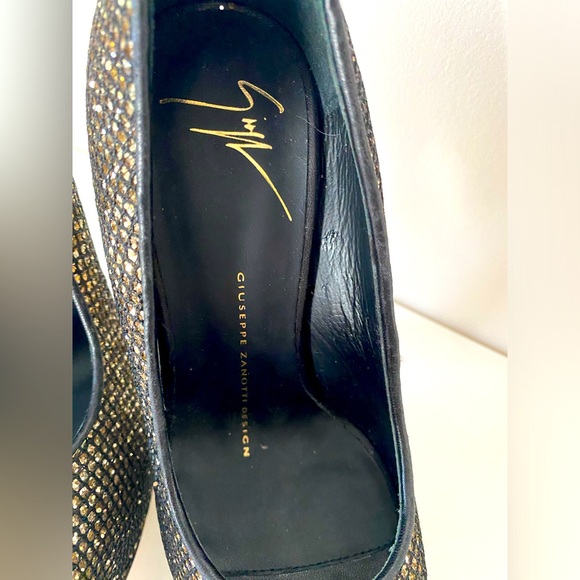 GIUSEPPE ZANOTTI - Picture 2 of 6